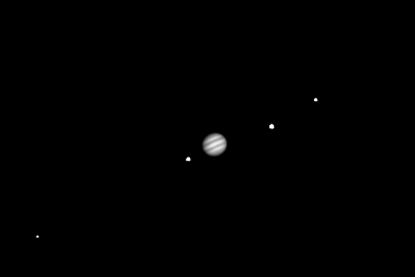 Юпитер в окуляре телескопа