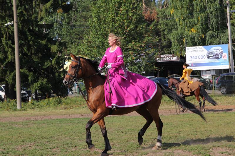 наездницы - Хлыновская застава aka Рыцарский турнир на Вятке - 2018