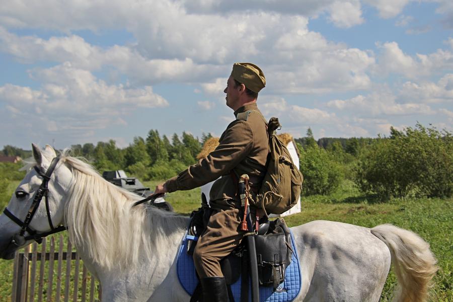 Конный совесткий воин - реконструкторский фестиваль «Живая история» 2019