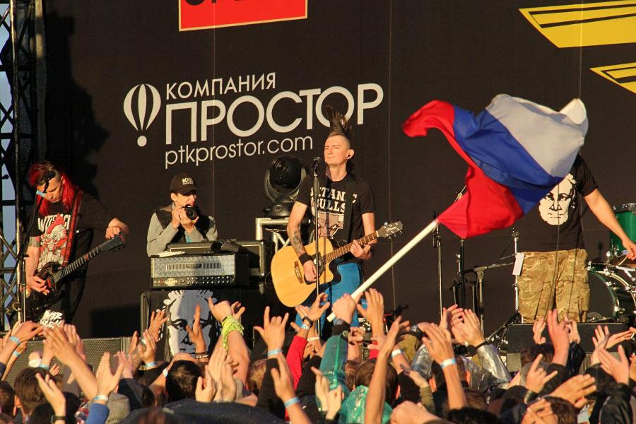 «План Ломоносова» на байк-рок фестивале «Взлётная полоса» 2019, день 2, аэродром Кучаны