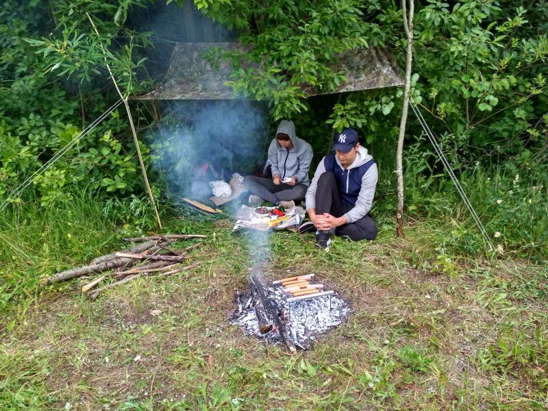 Готовим еду, прячемся от дождя под тентом - поход выходного дня в Первомайский, Слободской район